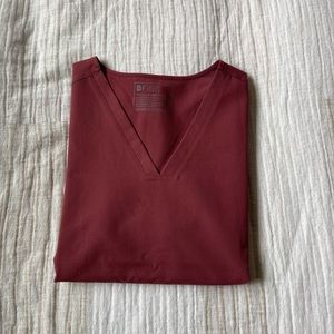 Figs Burgundy scrub set. Top and bottom